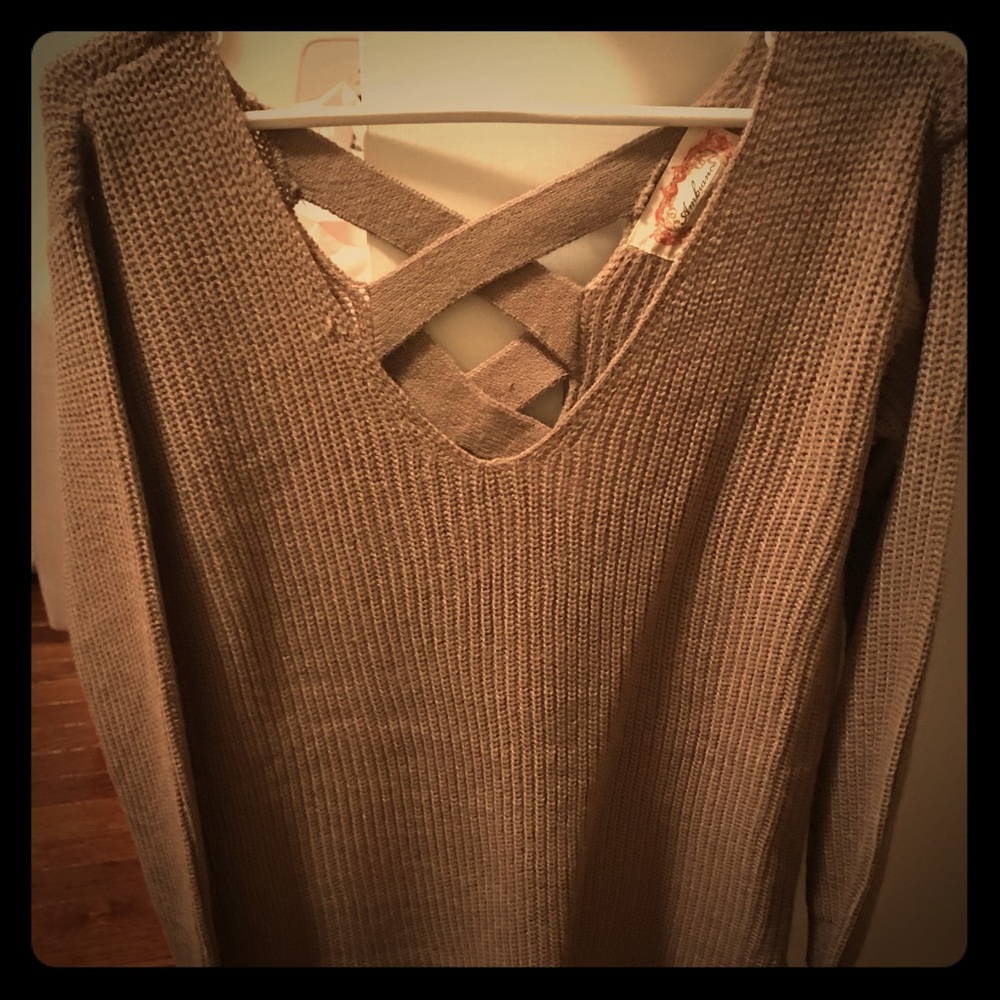 Beautiful sweater *** Never Worn ***